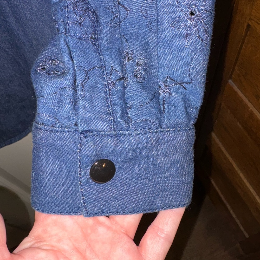 Vintage Gene Ewing BIS Women’s Embroidered Denim Shirt Snap Front Size Small USA - Picture 14 of 15